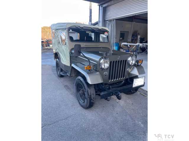 1975 Mitsubishi Jeep