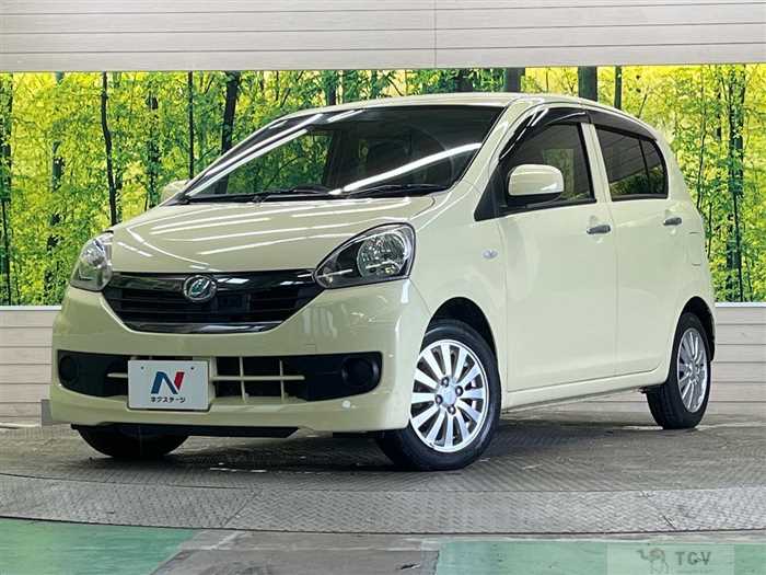 2015 Daihatsu Mira Es