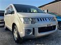 2013 Mitsubishi Delica D5