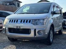 2013 Mitsubishi Delica D5