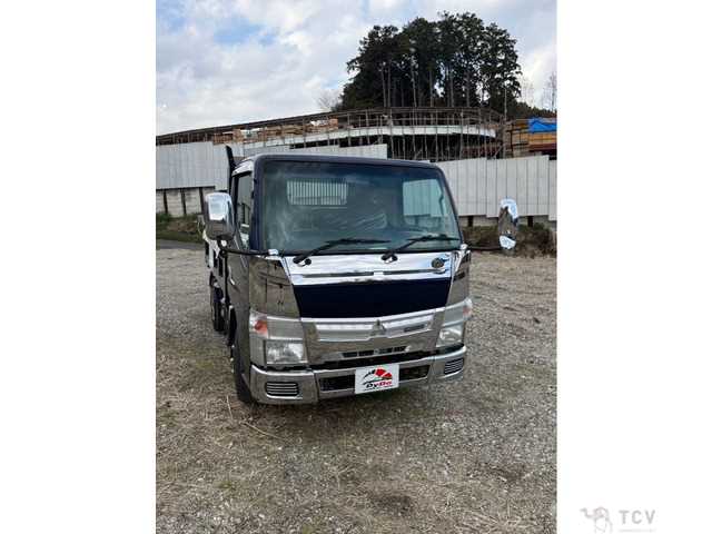 2015 Mitsubishi Canter