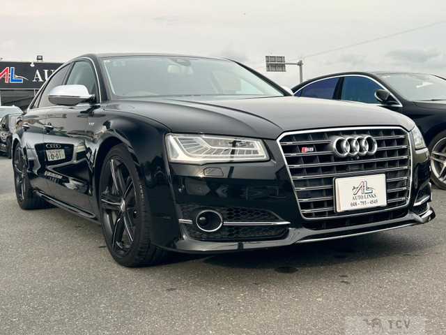 2015 Audi S8