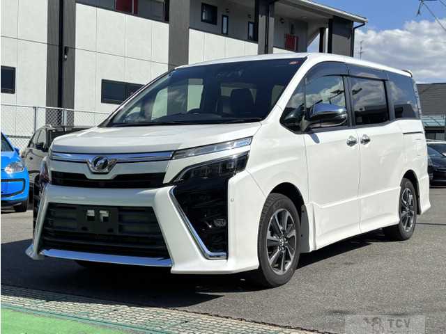 2018 Toyota Voxy