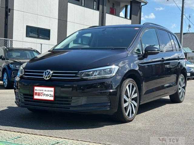 2016 Volkswagen Golf Touran