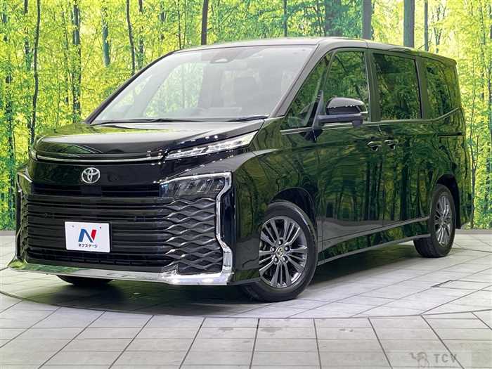 2022 Toyota Voxy