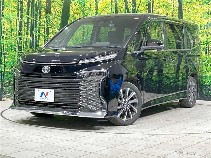 2023 Toyota Voxy