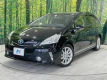 2013 Toyota PRIUS α