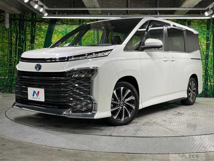 2022 Toyota Voxy