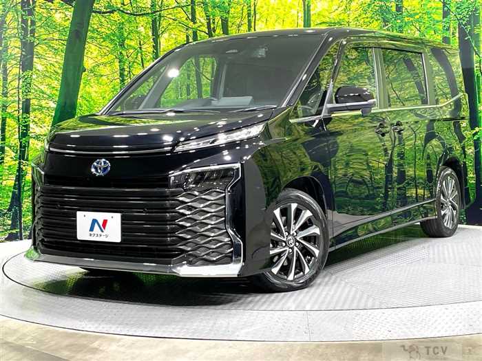 2023 Toyota Voxy