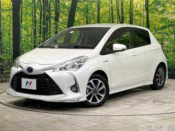 2017 Toyota Vitz