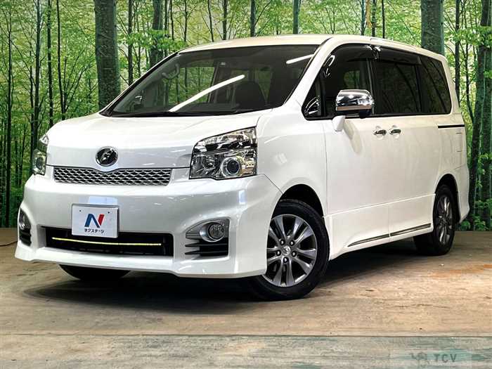 2013 Toyota Voxy