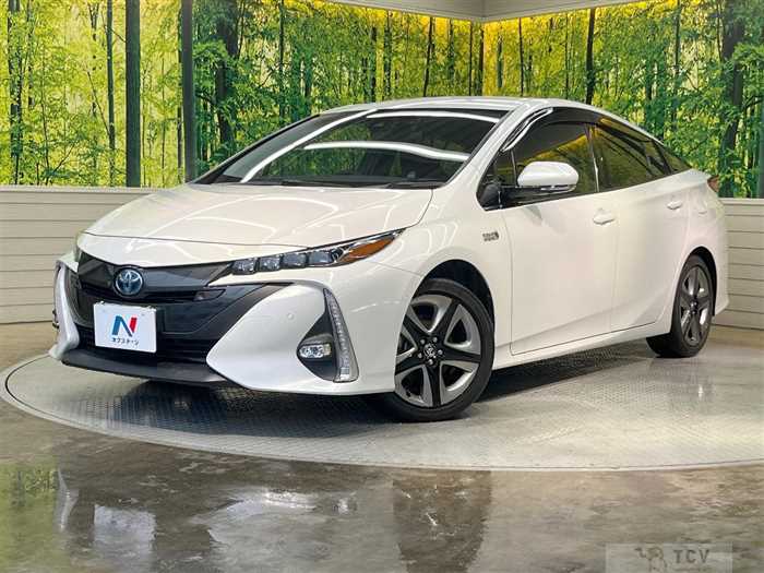 2022 Toyota Prius PHV