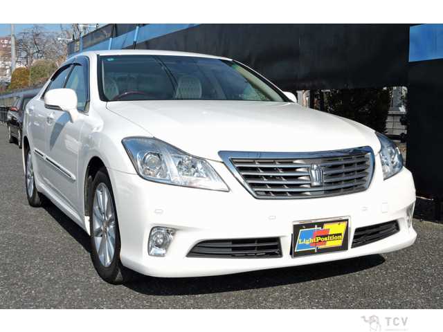 2012 Toyota Crown