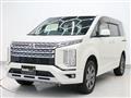 2019 Mitsubishi Delica D5