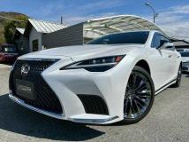 2022 Lexus LS