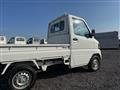2004 Nissan Clipper Truck