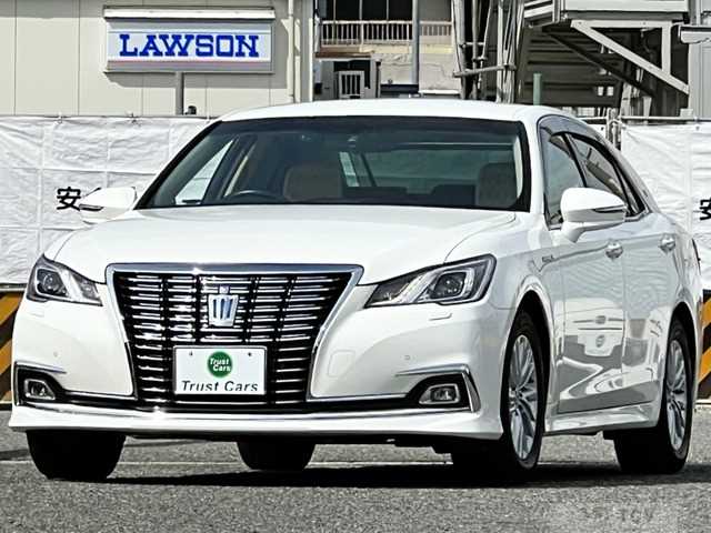 2016 Toyota Crown