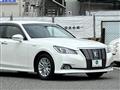 2016 Toyota Crown