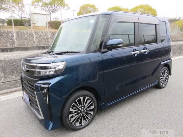 2022 Daihatsu Tanto Custom