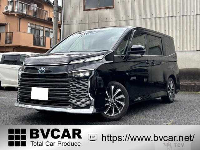 2022 Toyota Voxy