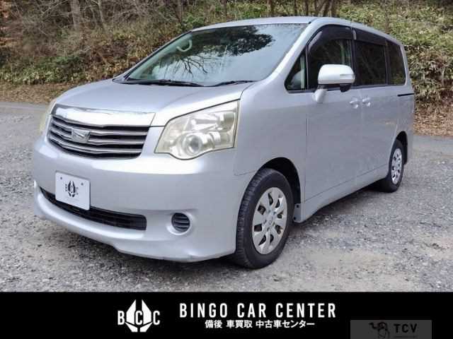 2011 Toyota Noah