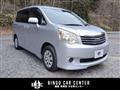 2011 Toyota Noah