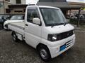 2004 Mitsubishi Minicab Truck