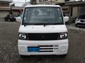 2004 Mitsubishi Minicab Truck