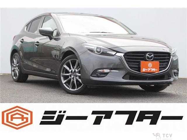 2017 Mazda Axela