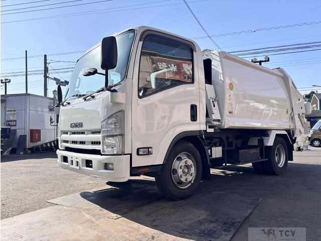 2013 Isuzu Isuzu Others