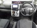2013 Toyota Voxy