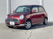 2005 Daihatsu Miragino