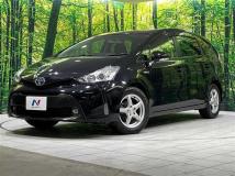 2016 Toyota PRIUS α