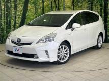 2011 Toyota PRIUS α