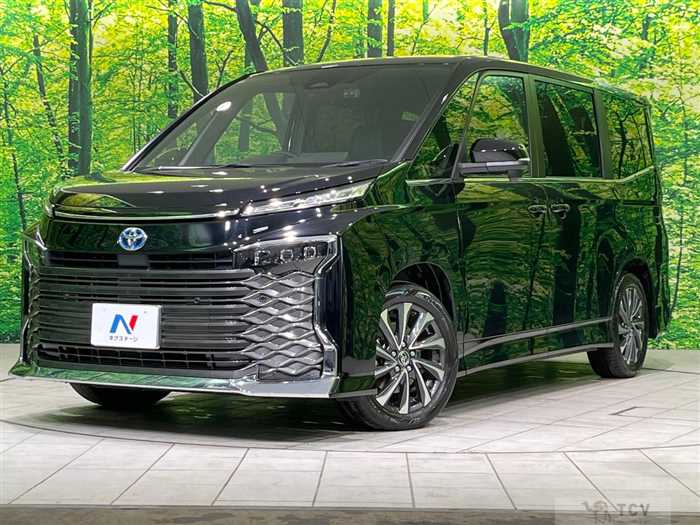 2023 Toyota Voxy