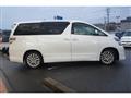 2012 Toyota Vellfire