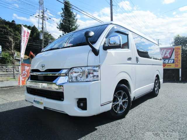 2022 Toyota Hiace Wagon