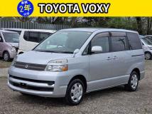 2006 Toyota Voxy