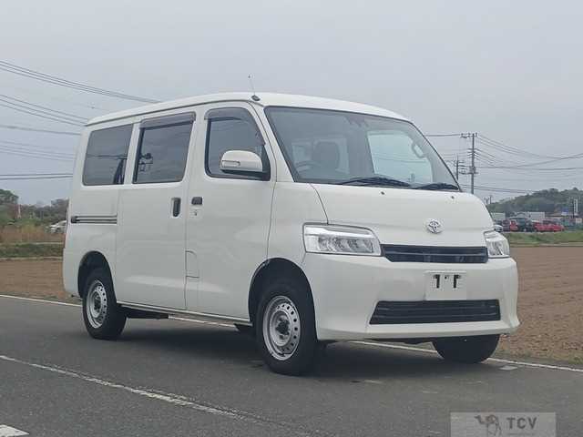 2022 Toyota Townace Van