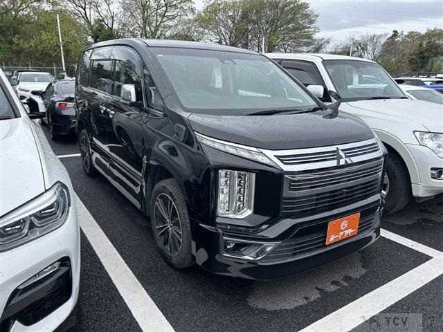 2019 Mitsubishi Delica D5