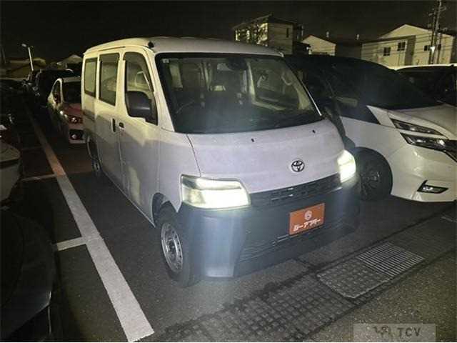 2022 Toyota Townace Van