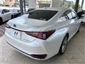 2019 Lexus ES