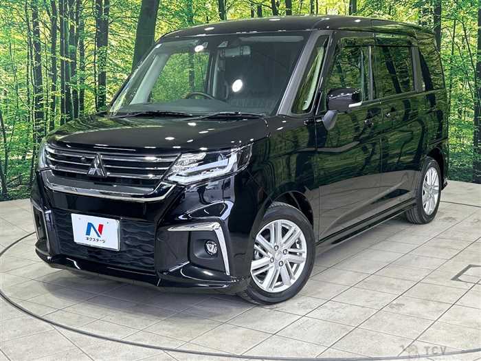 2022 Mitsubishi Delica D2
