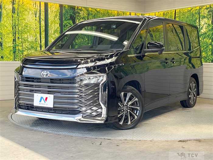 2022 Toyota Voxy