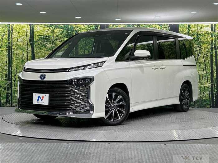 2023 Toyota Voxy