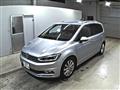 2016 Volkswagen Golf Touran