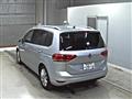2016 Volkswagen Golf Touran