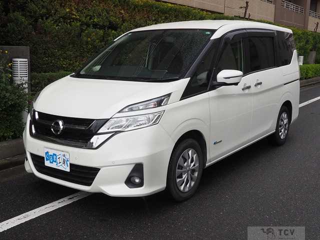 2017 Nissan Serena