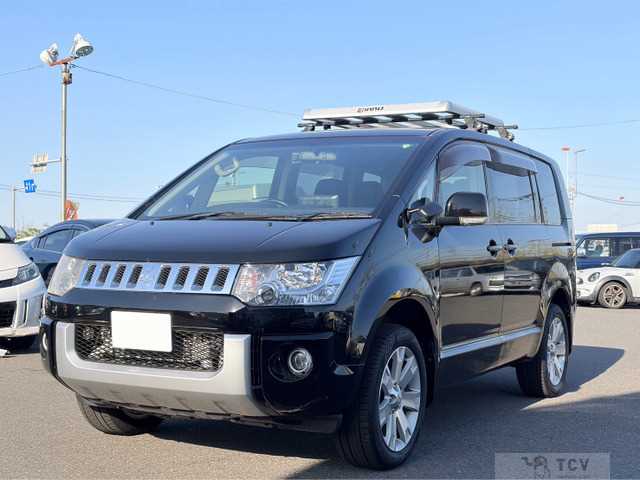 2016 Mitsubishi Delica D5
