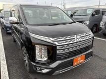 2019 Mitsubishi Delica D5
